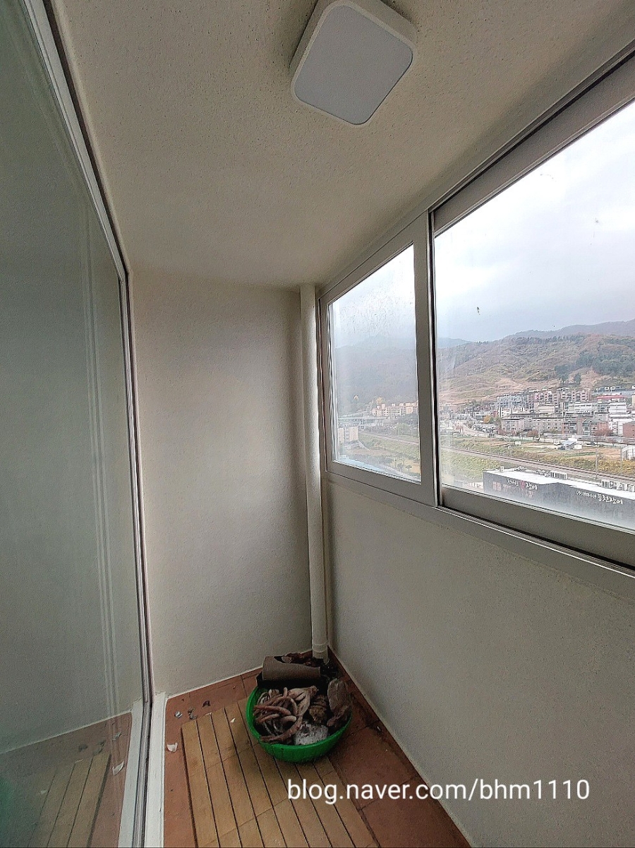 235149625_UpfWaYrC_24401938827662ee638d2782121eb0dea4a9b9b9.jpg 이미지크게보기